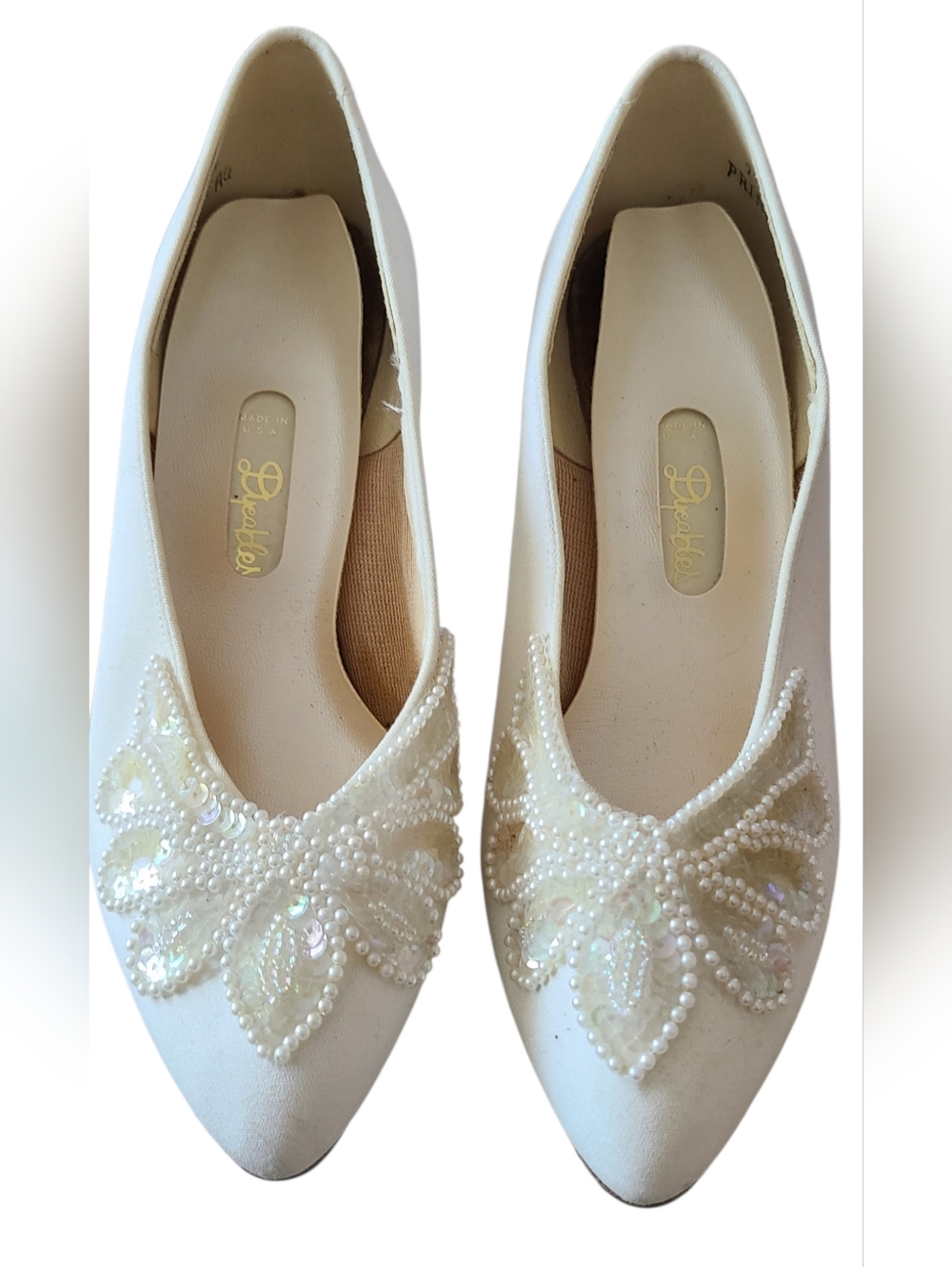 VINTAGE | DYEABLES | BRIDAL PUMPS W/FLORAL LACE APPLIQUÉ | SIZE 7 - Picture 3 of 11